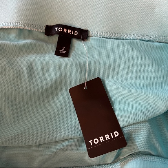 NWT Torrid Aqua Gathered Pencil Skirt - Picture 4 of 8